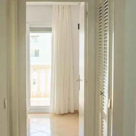 Dominique * Ла-Манга-дель-Мар-Менор