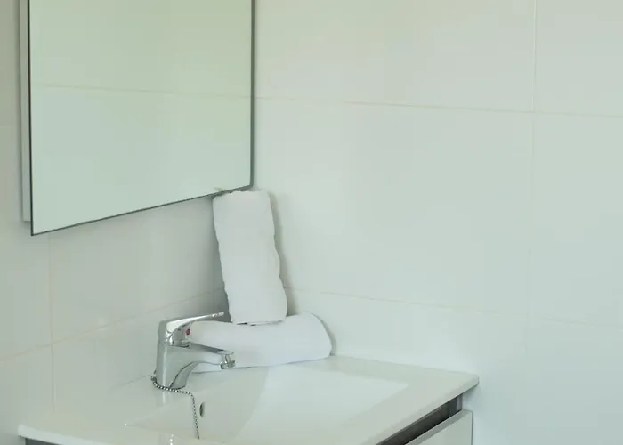 Dominique * לה מנגה דל מר מנור